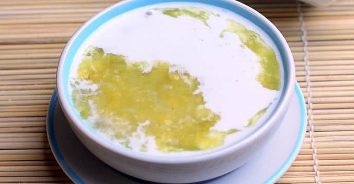 Món chè xanh nấu nước cốt dừa thơm ngon